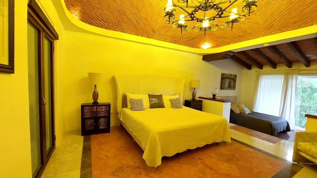 Charming Villa In Hotel Zone Cancun Mexico