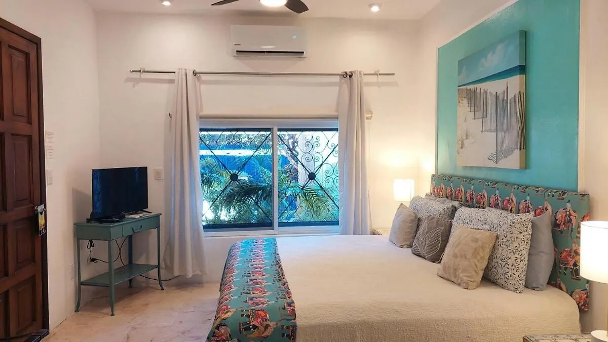 Charming Villa In Hotel Zone Cancun