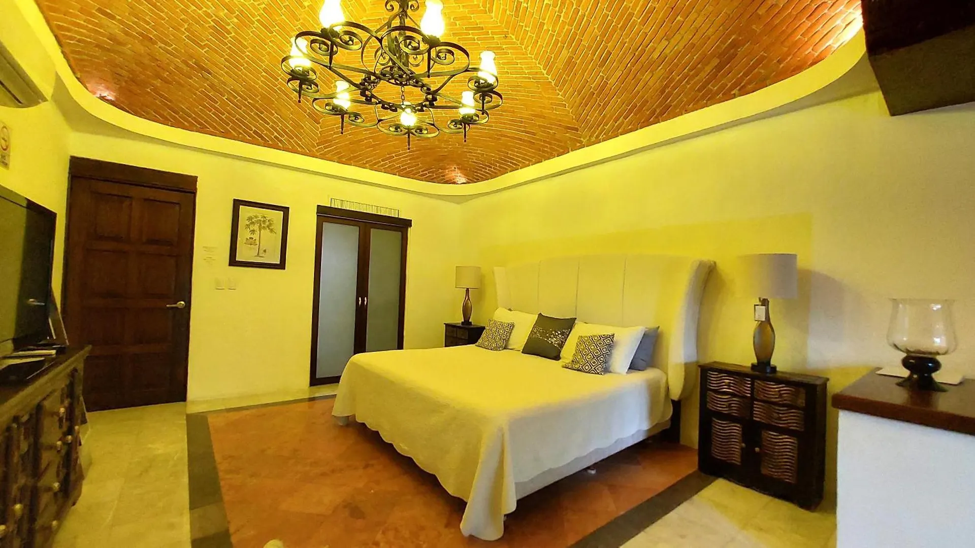 Charming Villa In Hotel Zone Cancún